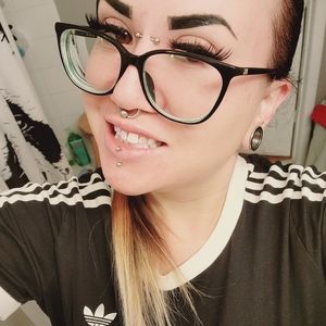 Meet your Posher, Libby